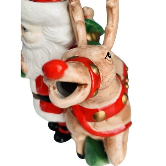 Vintage Teapot Santa Clause Reindeer Christmas Holiday Tea Beverage Dispenser - Picture 15 of 16